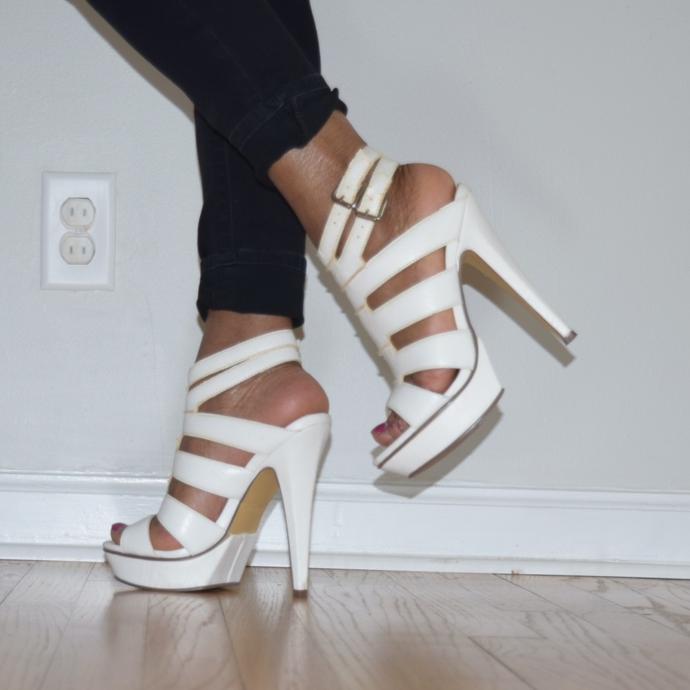 Women's Michael Antonio Studio White High Heel Platform Heel Size 9